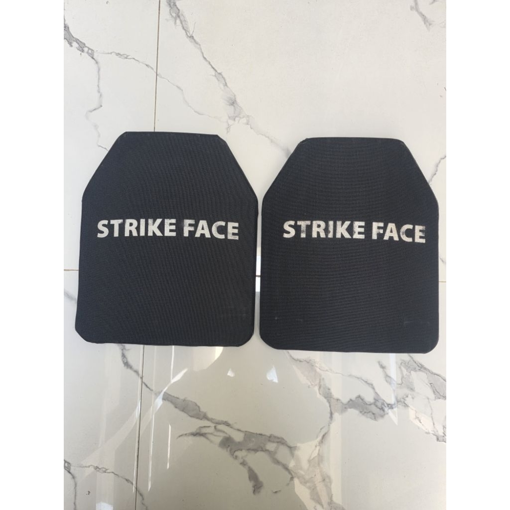 DUA PAPAN PLAT BAJA STRIKE FACE ANTI PELURU LEVEL 4 UNTUK ROMPI PENUGASAN