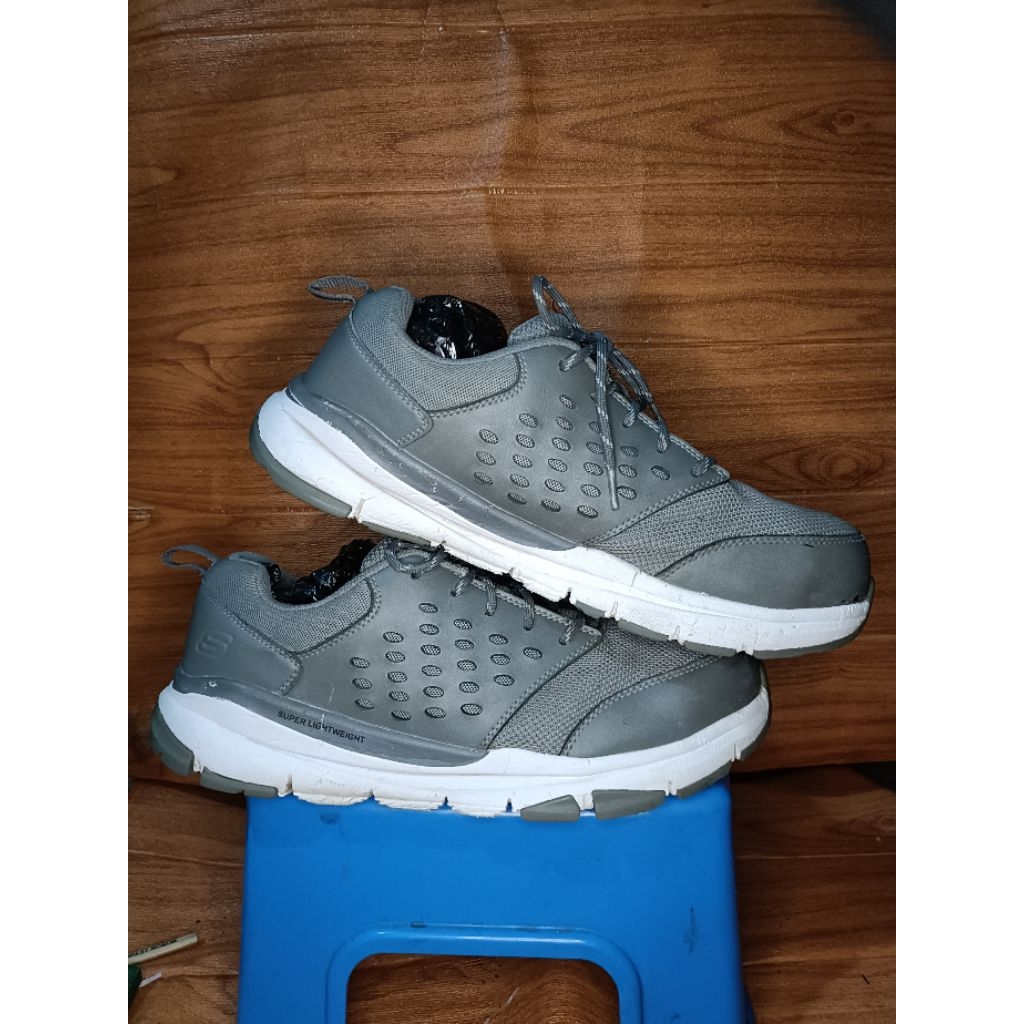 Sepatu SAFETY SKECHERS STEEL TOE size 46