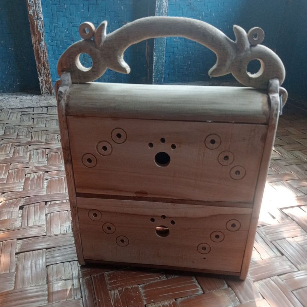 Bok pikat Burung kutilang