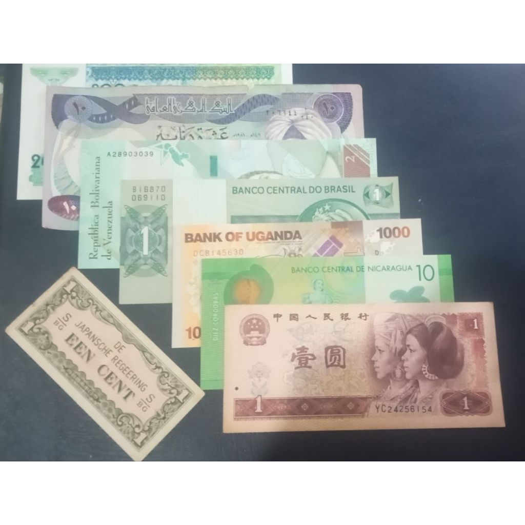Paket Ekonomis 8 Lembar Uang Kuno Mancanegara UNC
