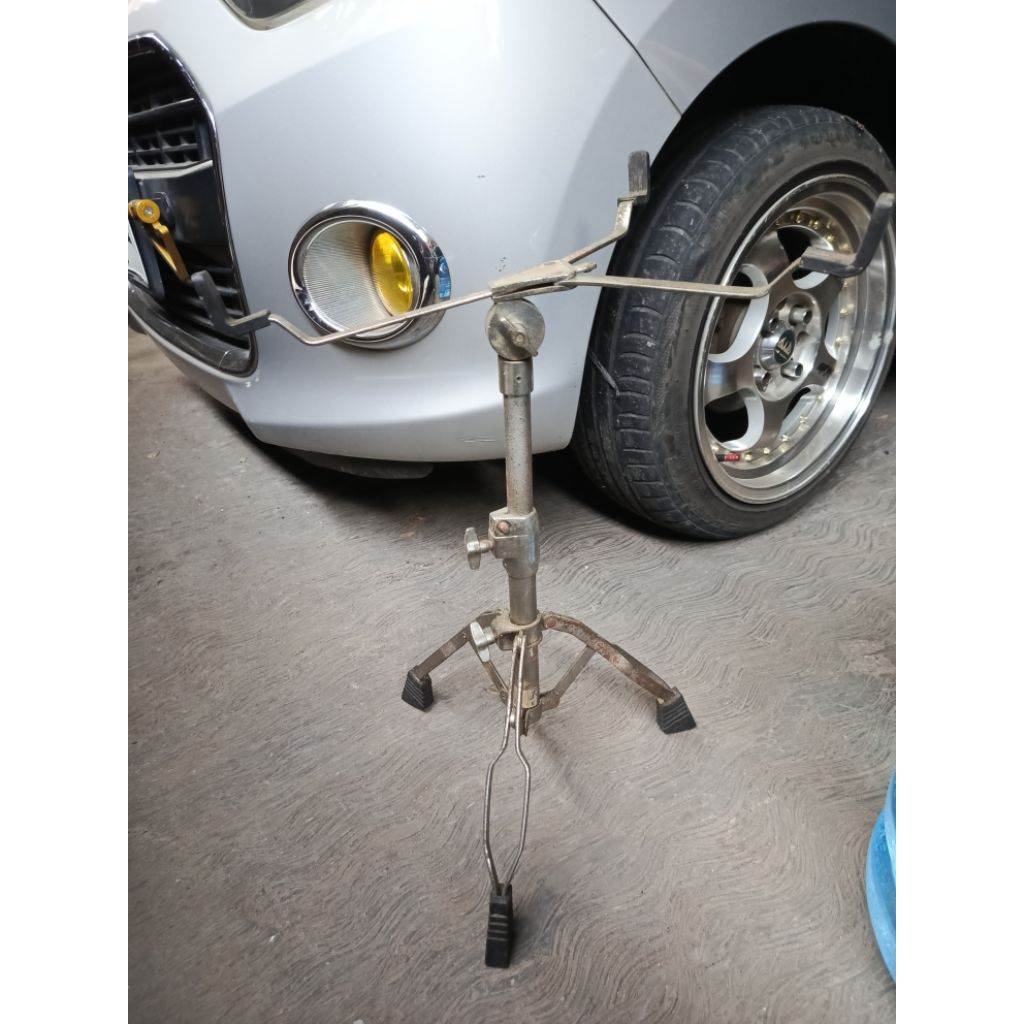 Stand snare drum 14" rolling