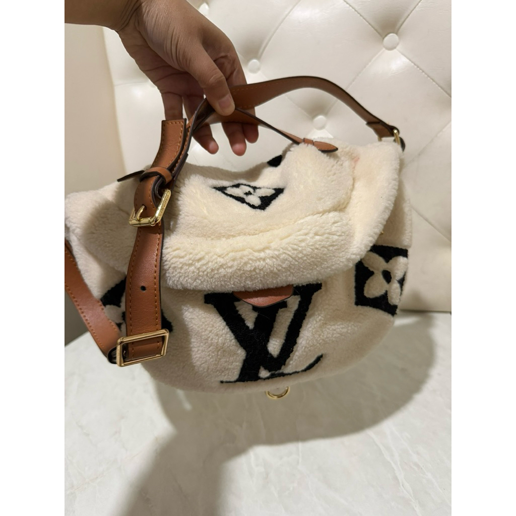 Lv Bumbag