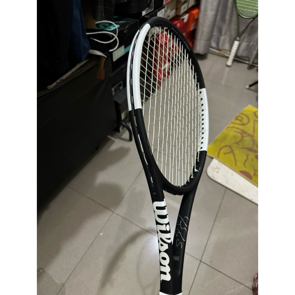 raket tenis tennis racket wilson pro staff v12 RF97 autograph RARE