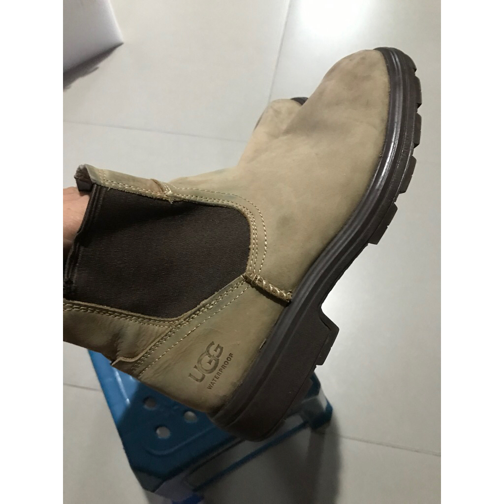sepatu second boot chelseaUGG sz 41/260