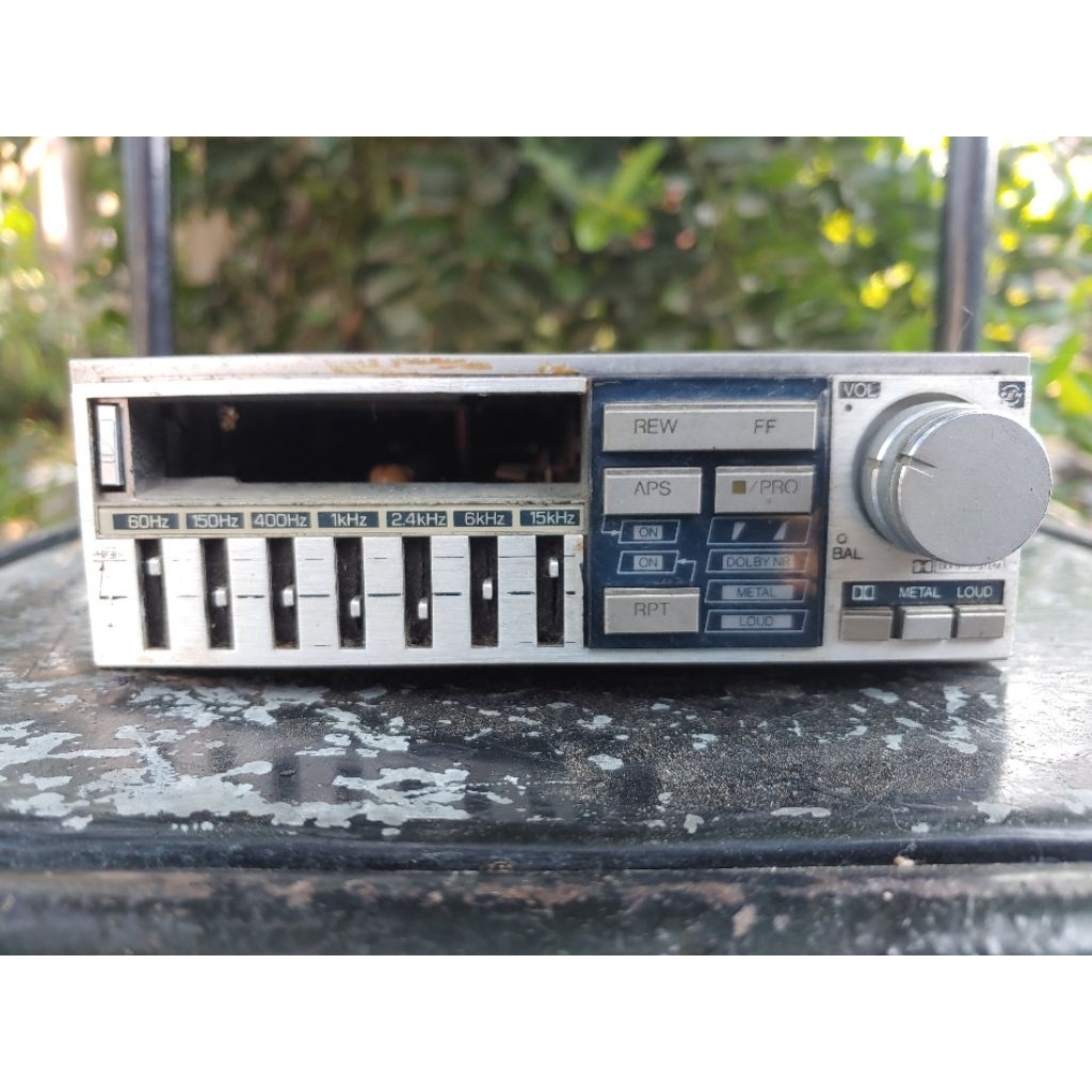 Tape Mobil power equalizer jadul