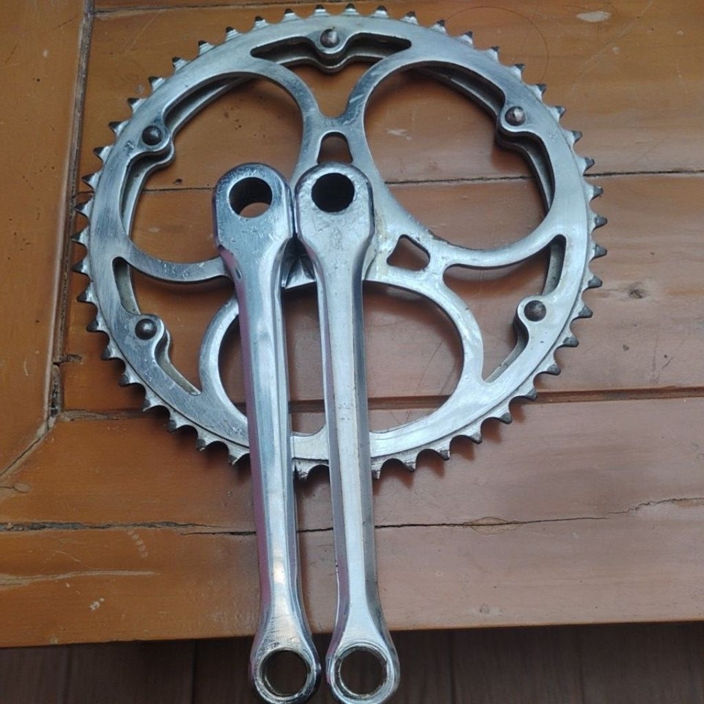 Crank Roadbike Vintage Peugeot 46 dan 49 T