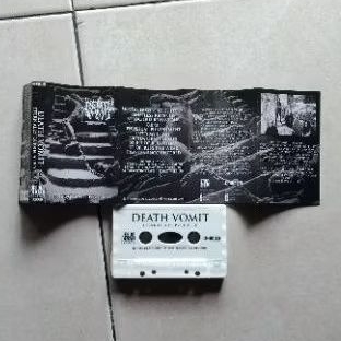 Kaset pita Death Vomit