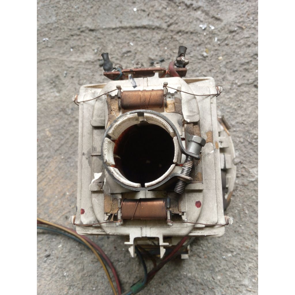 Yoke, konde TV tabung flat 21inc merk Phillips, normal.