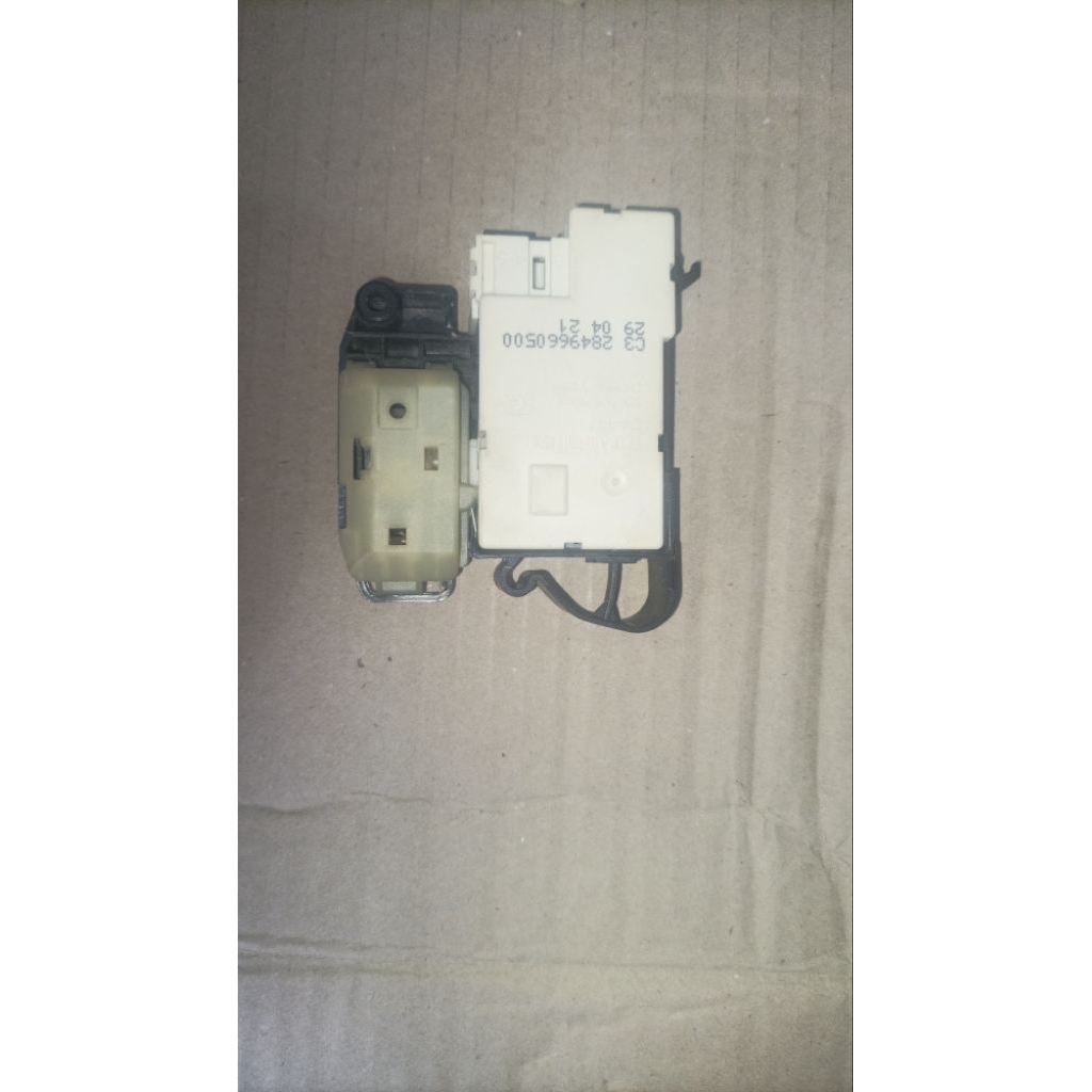 Switch DoorLock Mesin Cuci Beko Front Loading