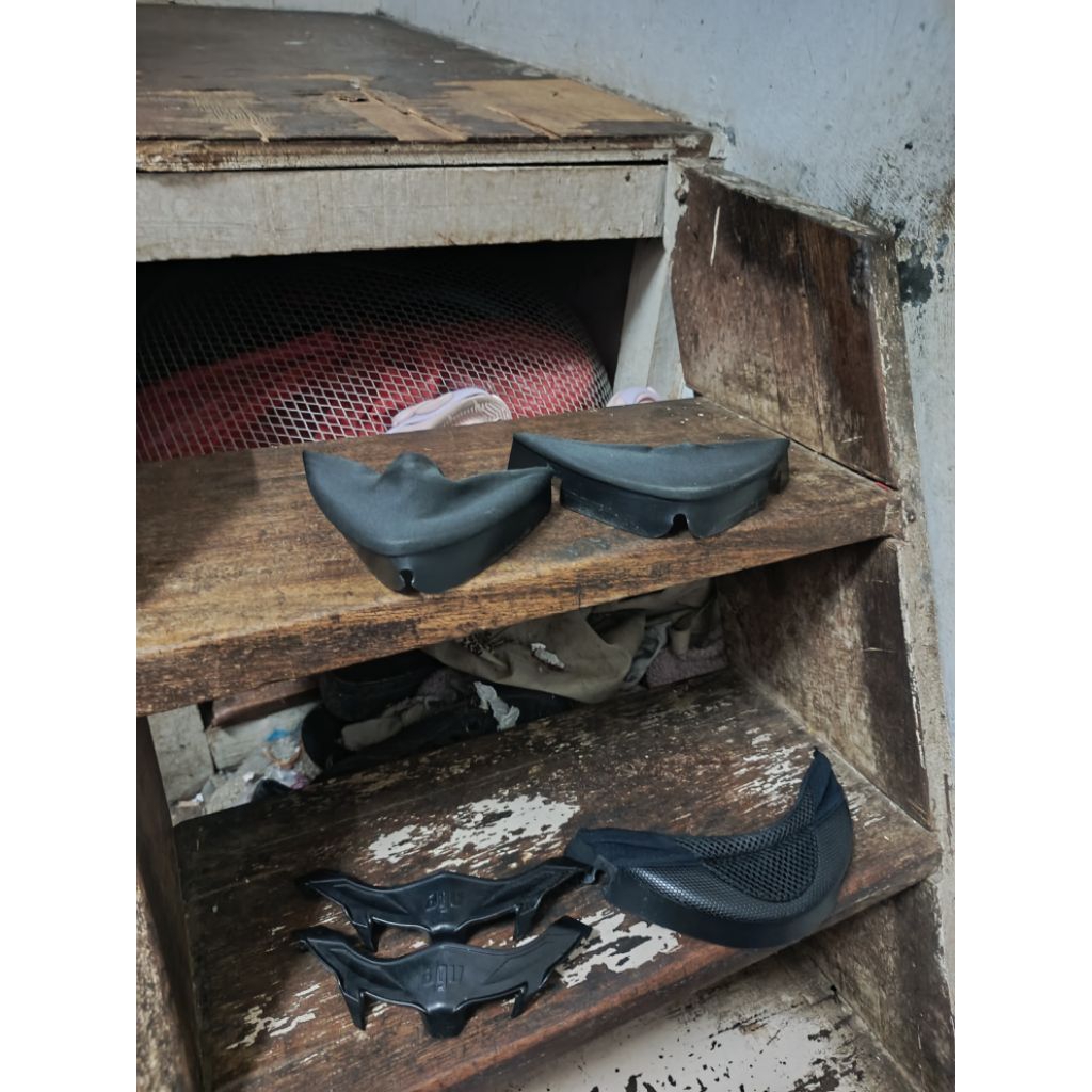 noseguard agv pista/chinguard hjc dan airoh valor harga beda" tanyain aj
