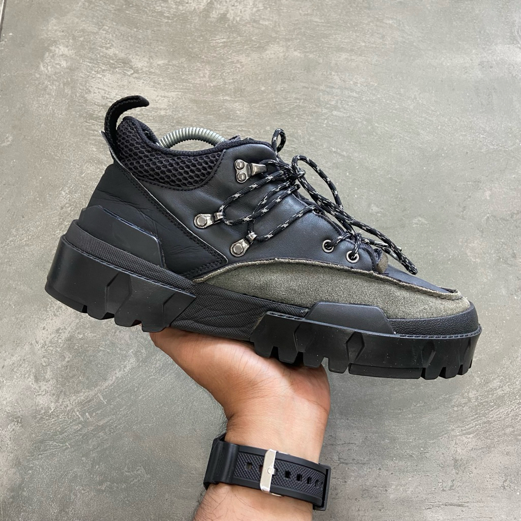 [Size 41.5] Rare Onitsuka Tiger Hmr Peak Trainer ‘Black’ 1183B848-001 Second Original Kondisi Mulus 