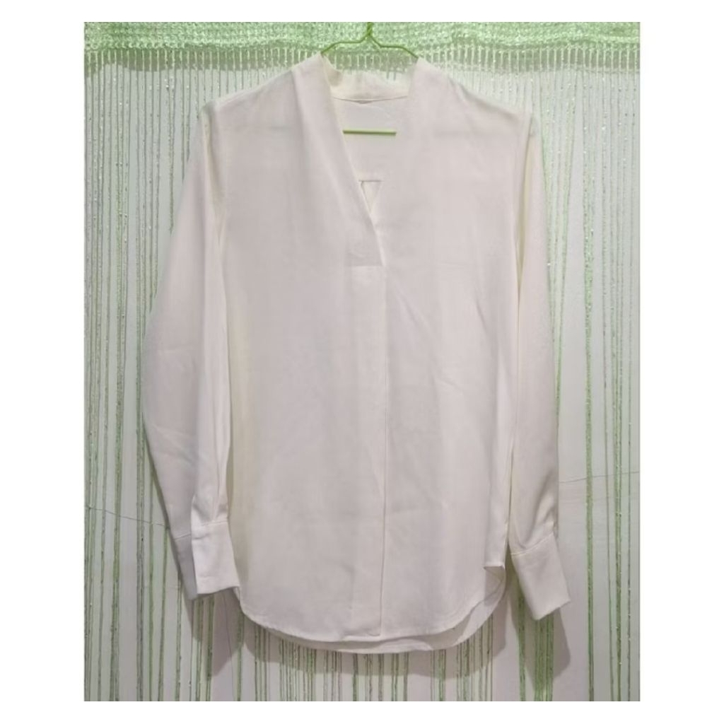 blouse blus wanita putih polos lengan panjang