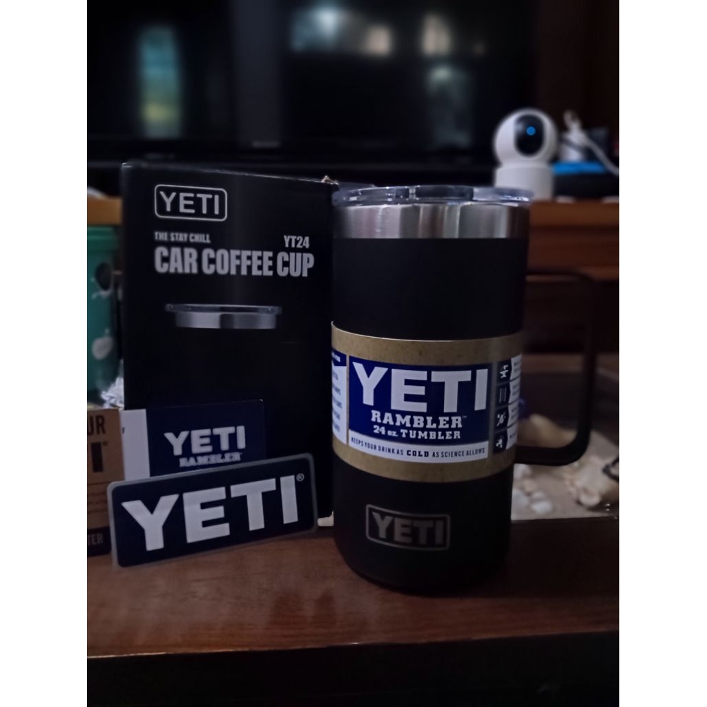 Tumbler YETI Rambler 24 oz Hitam - Mug