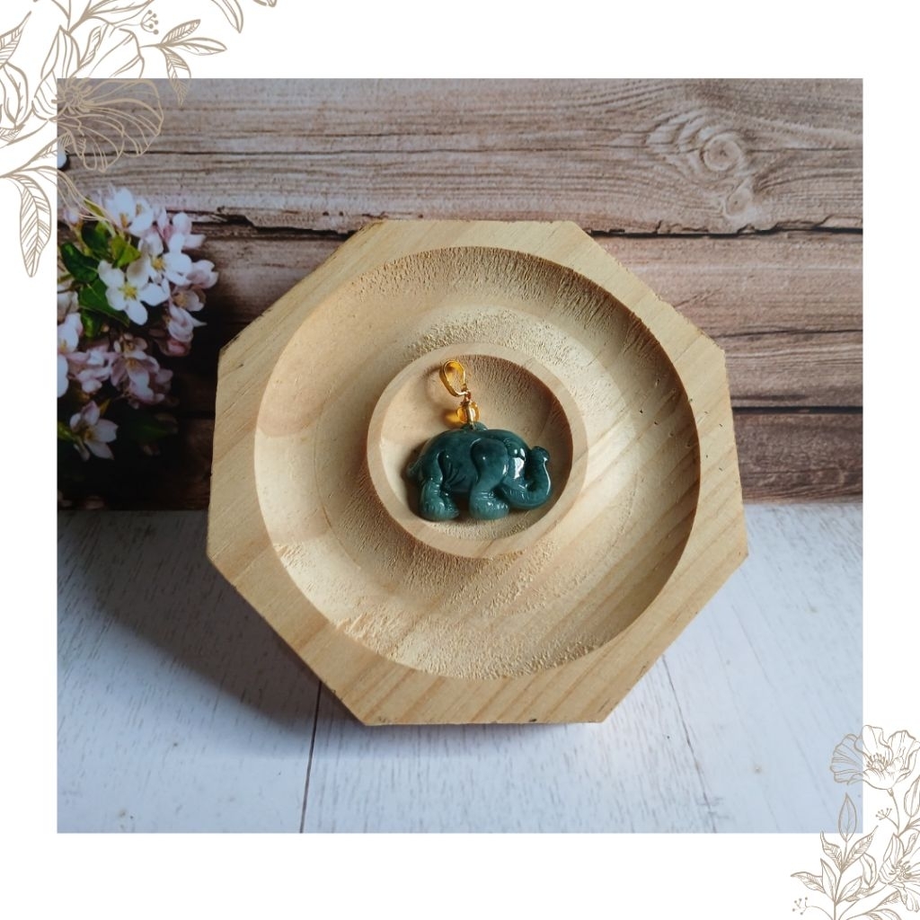 Liontin Giok Asli Carving Gajah