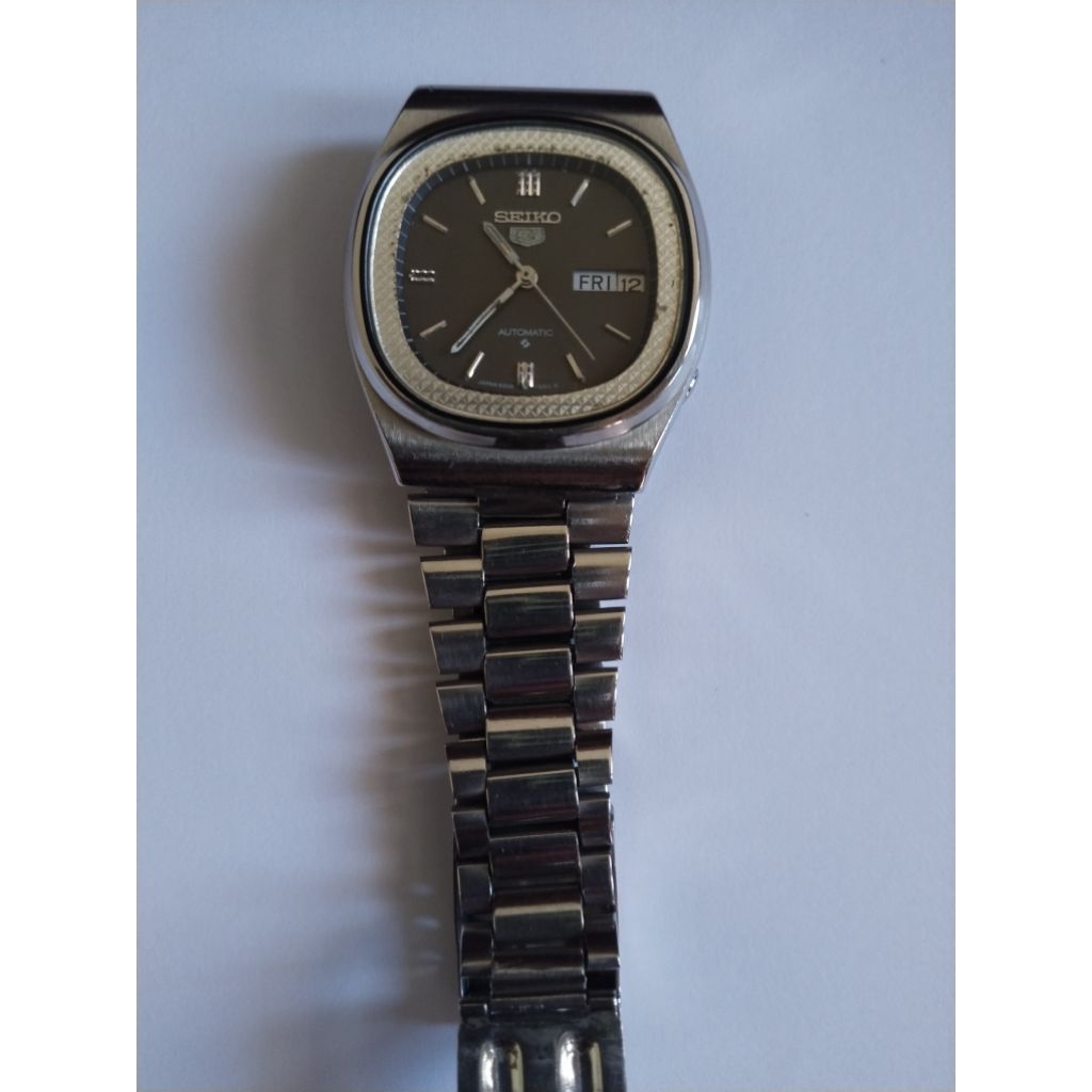 Seiko 5 Otomatis vintage watch