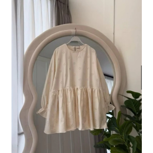 Nara Blouse Putih Jumbo Oversize - Nurkubik PRELOVED KATBOL KATUN BOLONG VIRAL