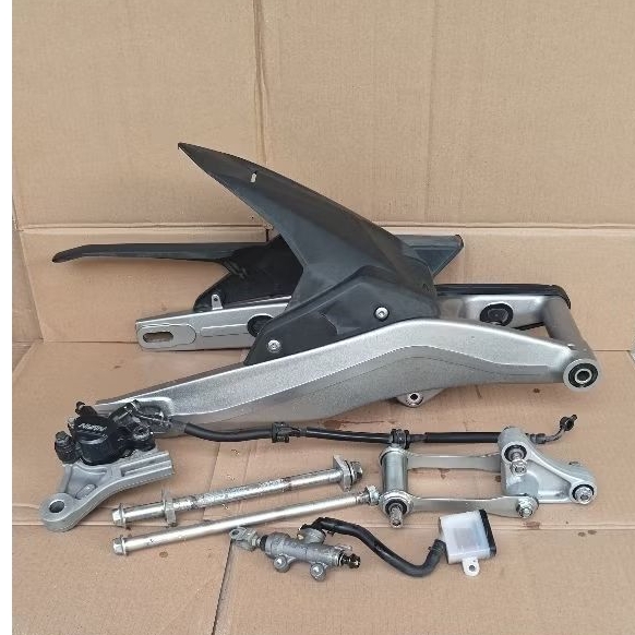 swing arm CBR250RR original