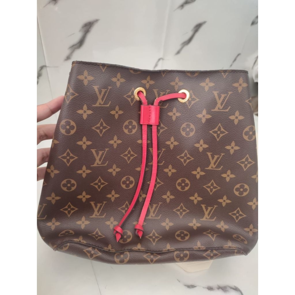 tas LV neonoe authentic