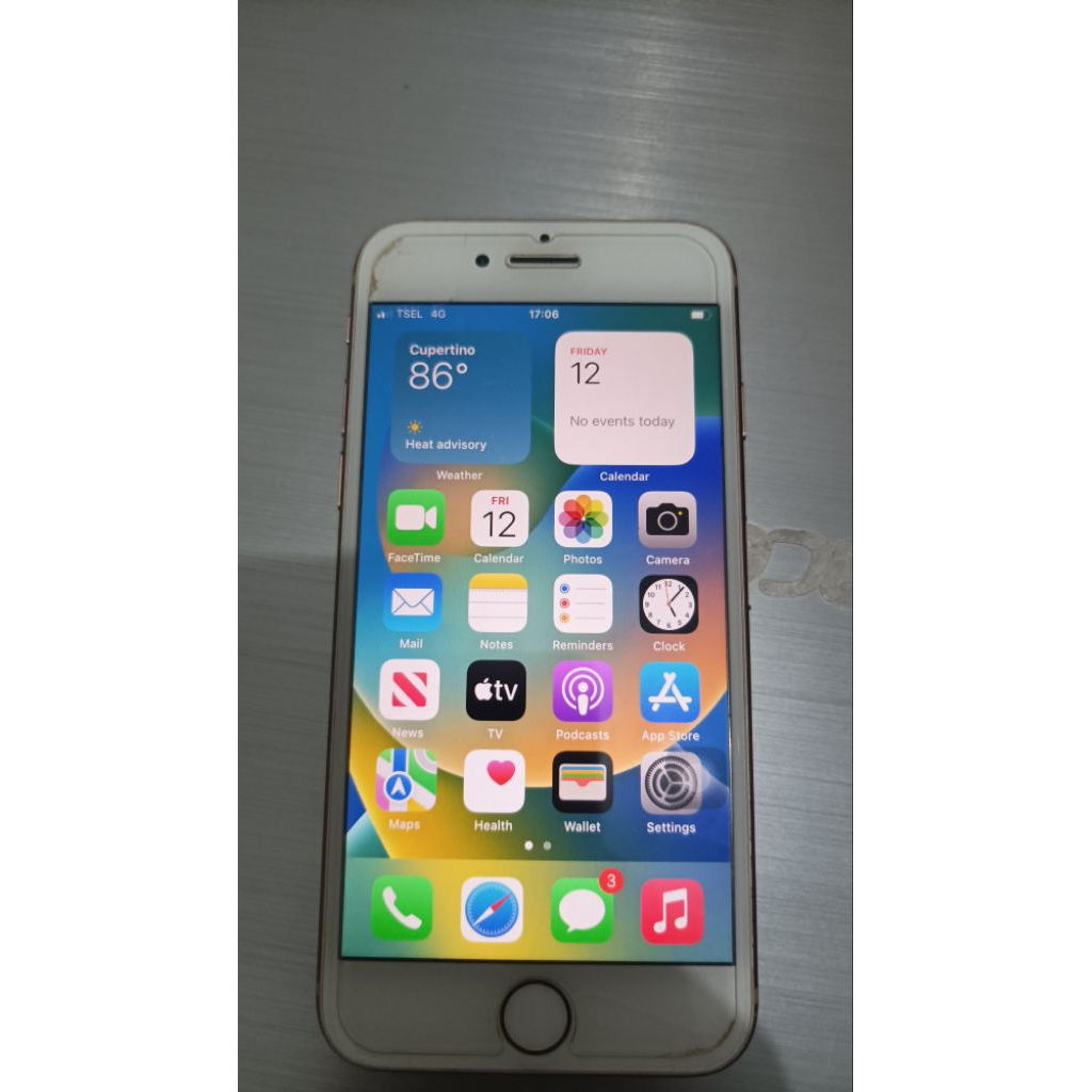 iPhone 8 Second
