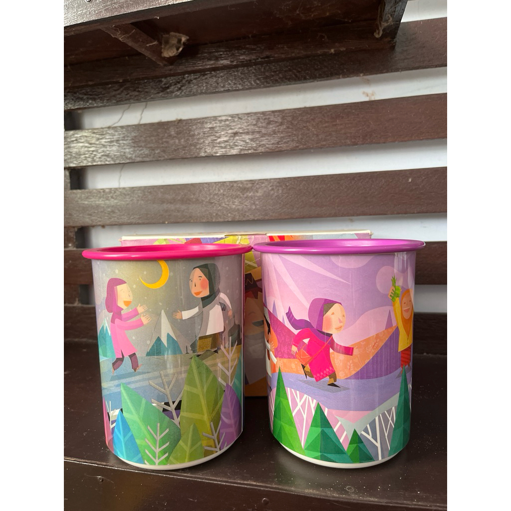 DUG DUG CANISTER TUPPERWARE