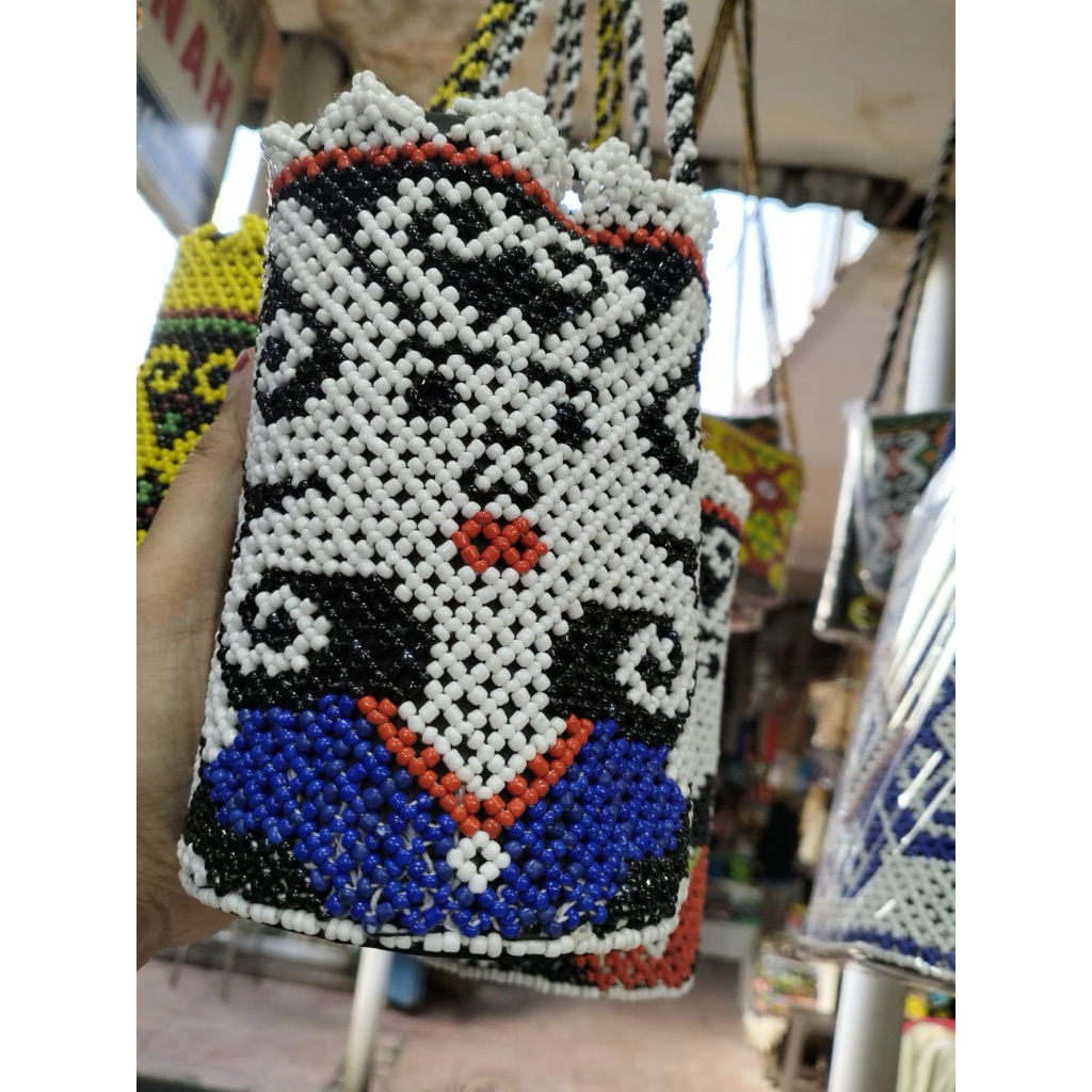 Tas anjat manik||handmande Kalimantan, motif dayak/tas hp/tas botol/