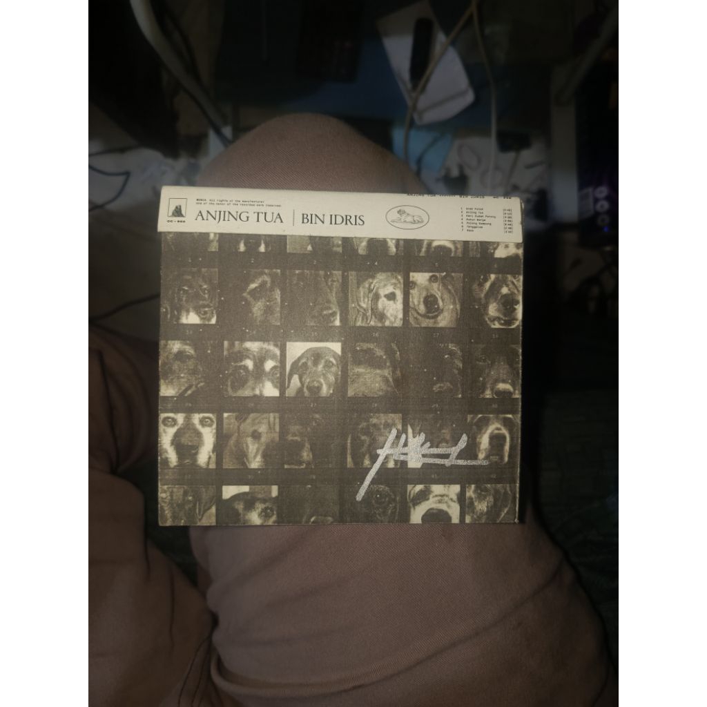 CD bin Idris anjing tua signed