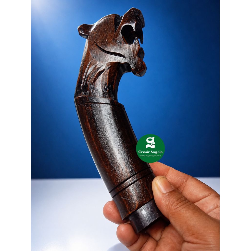 Gagang golok pisau kayu ukir macan