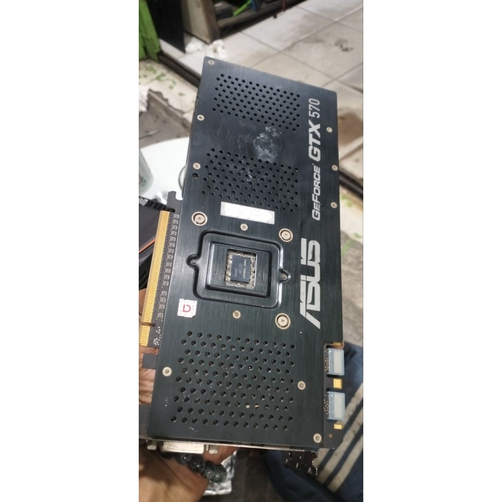 VGA GTX 570 mas silahkan mase