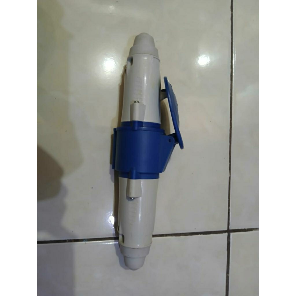 Legrand socket mobile 3 pin 32 Amp 1 set male-female