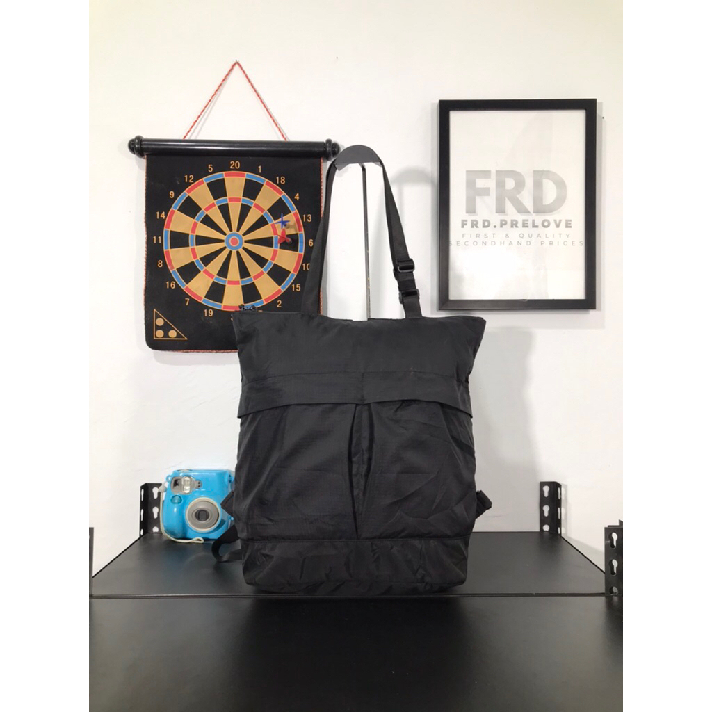 Uniqlo 2 ways backpack tote