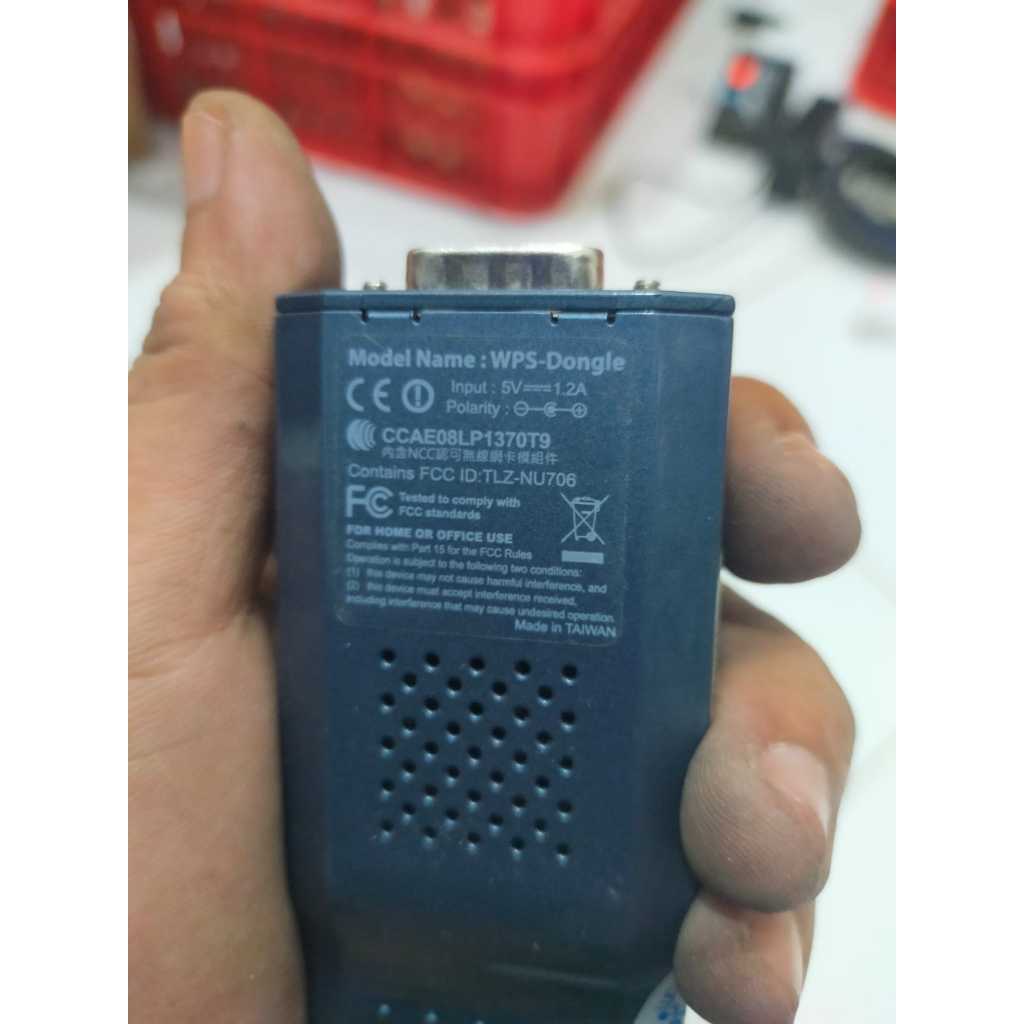 WPS Dongle Wireless VGA Presentation Adapter Projector Awind Chronos Bekas