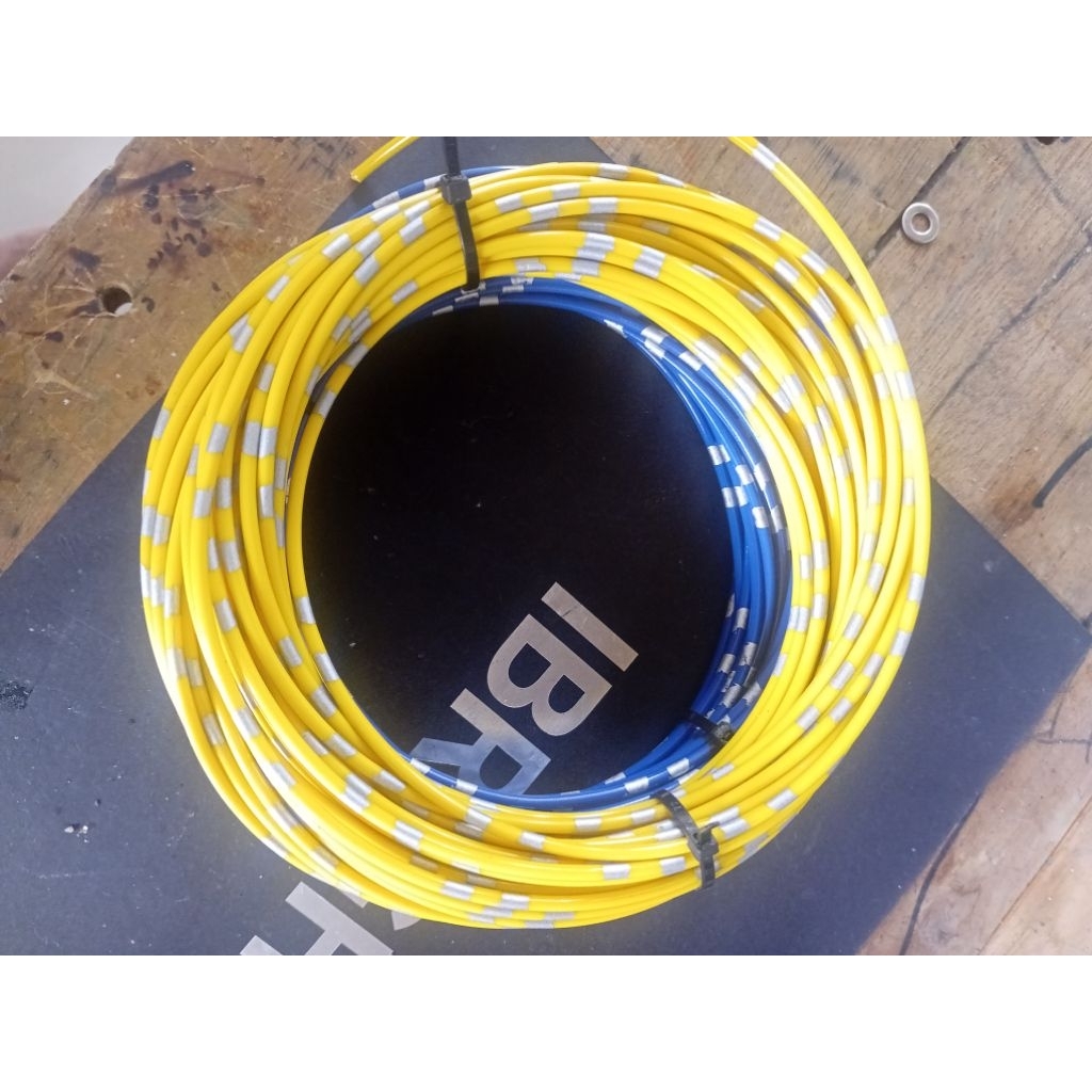 kabel bintik 1.5mm avss otomotif meteran