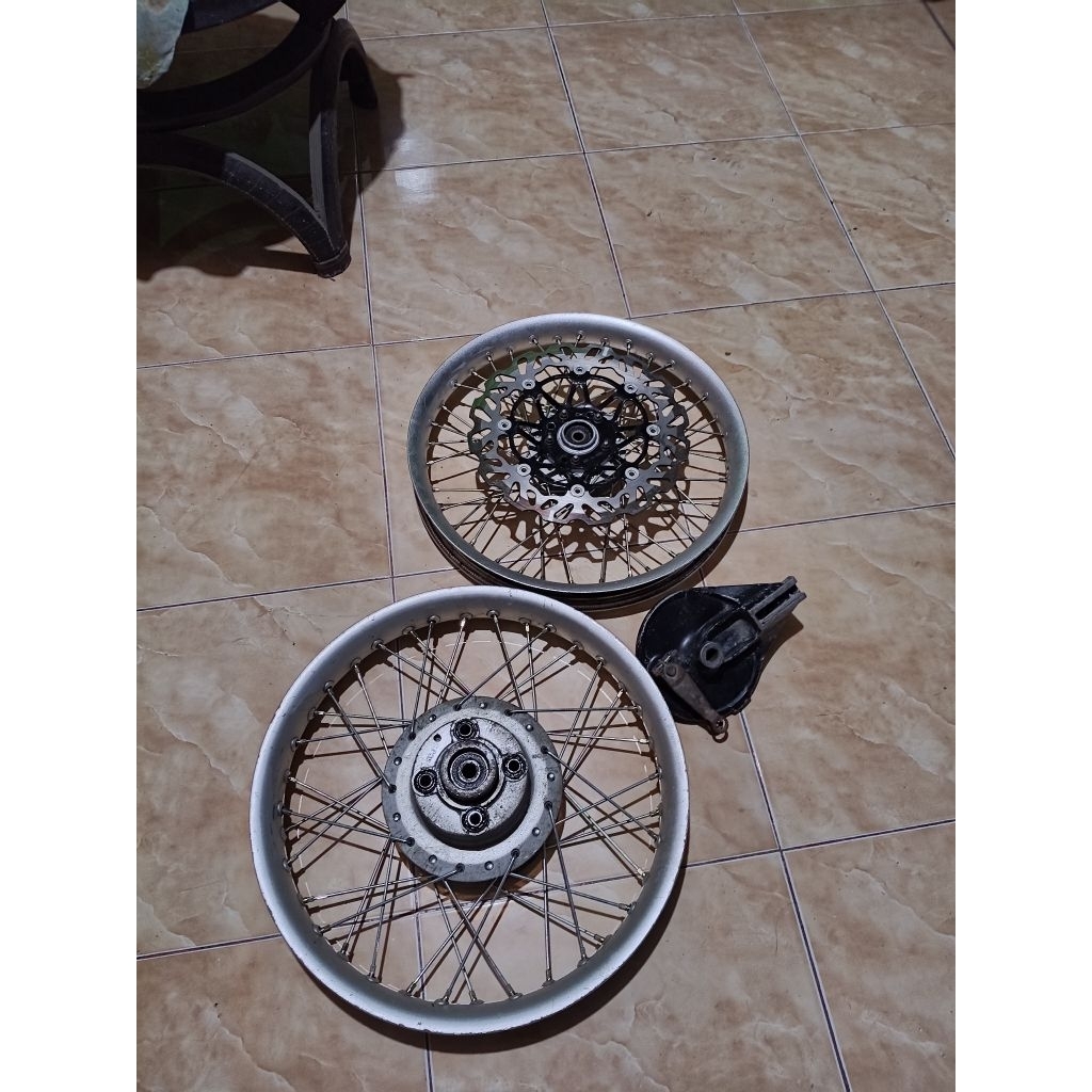 VELG JARI JARI SET TINGGAL PASANG MEGAPRO PRIMUS/GL PRO/TIGER LAMA/VERZA RING 17 SECOND