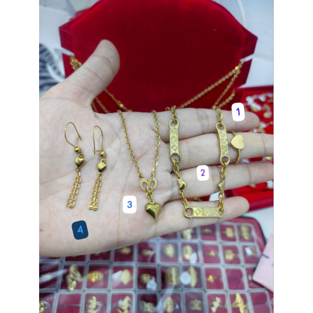 perhiasan titanium asli