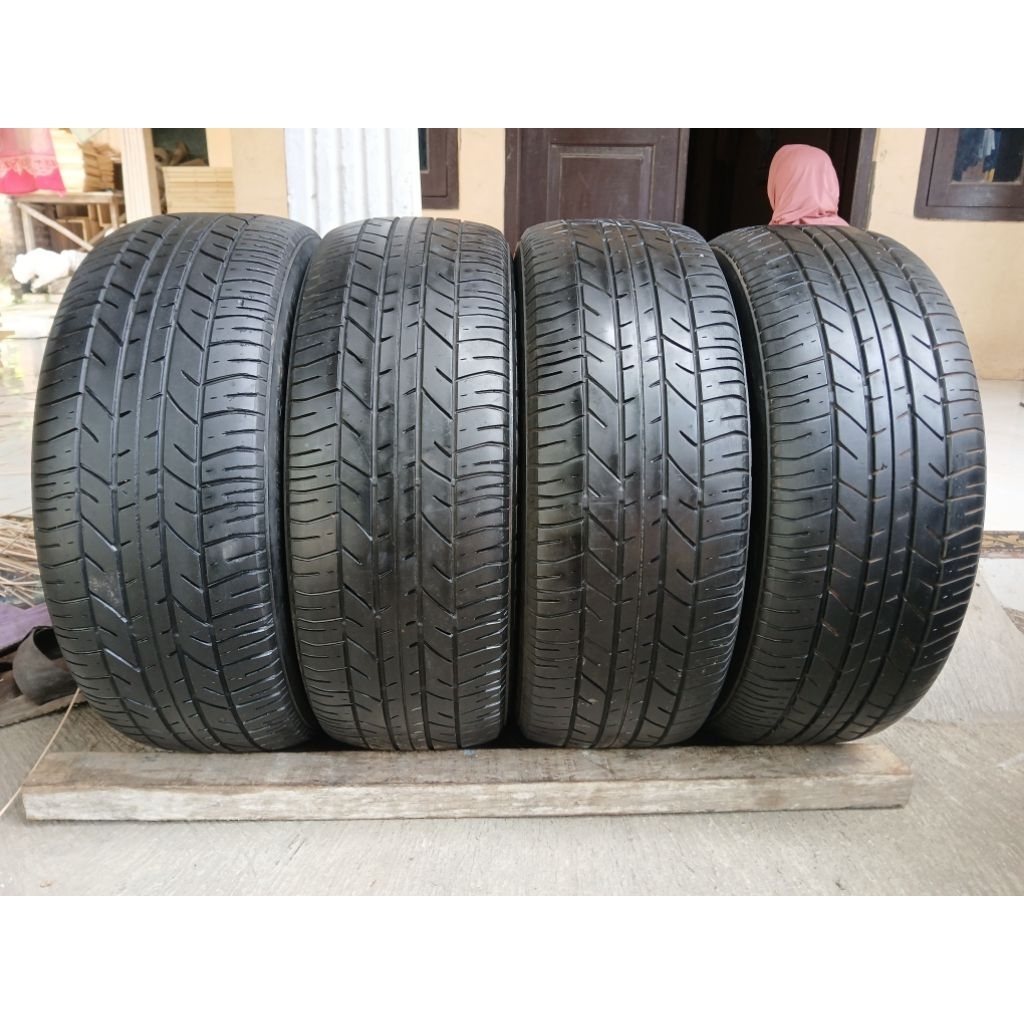 Ban Bridgestone 185/55 R15