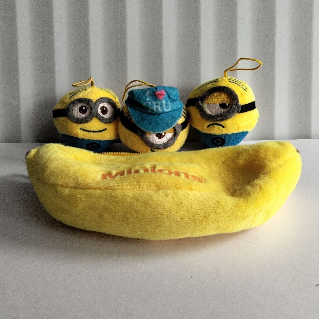 Gantungan Kunci Boneka Plush Doll Banana The Minions
