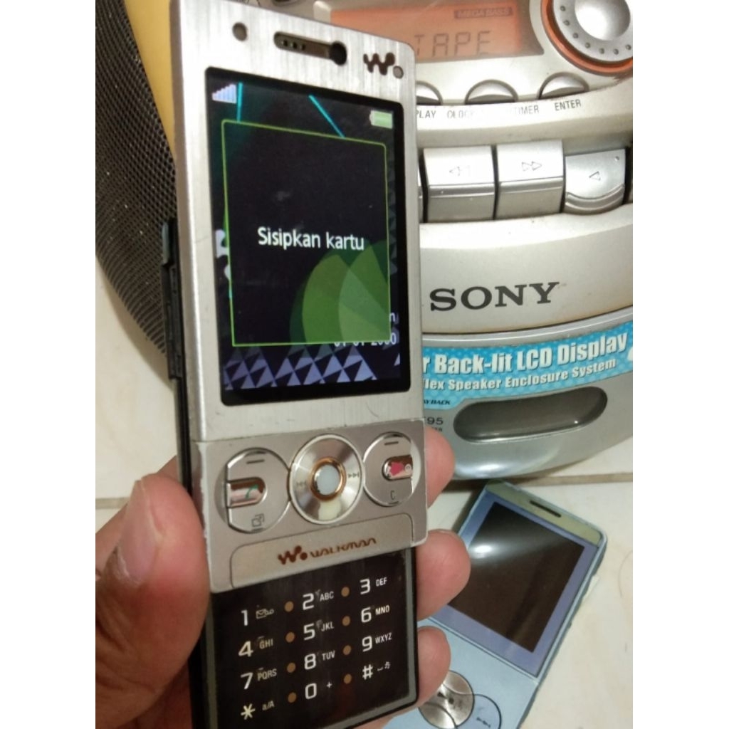 HP JADUL " SONY ERICSON " W 705