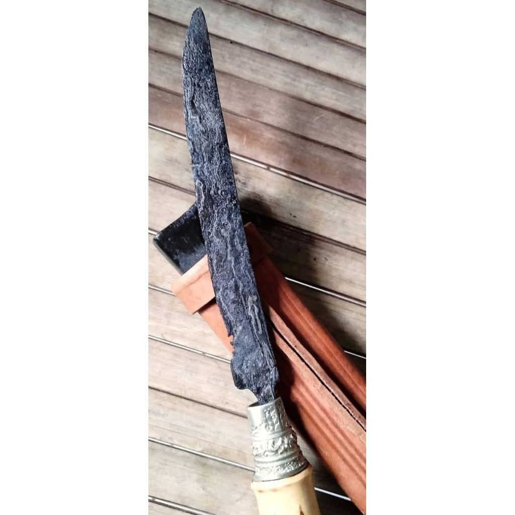 keris sepuh pusaka cundrik est kabudhan singosari pamor kebak tersedia keris sengkelat udan mas sabu