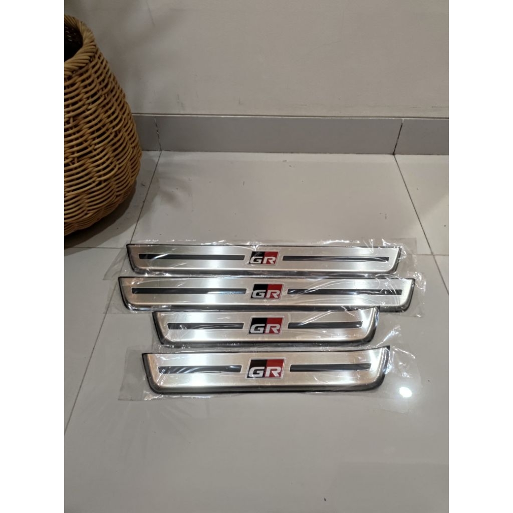 sillplate samping toyota fortuner GT sport