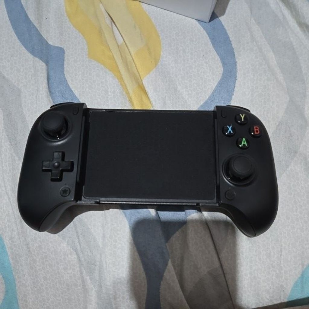 8Bitdo Ultimate Mobile Gaming Controller