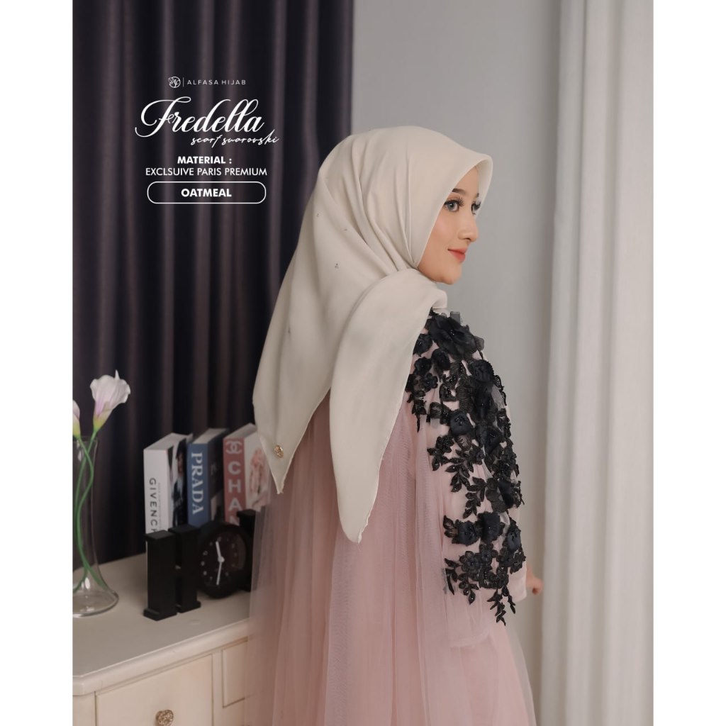 HIJAB SEGI EMPAT PARIS SWAROVSKY FREDELLA SCARF - ALFASA HIJAB