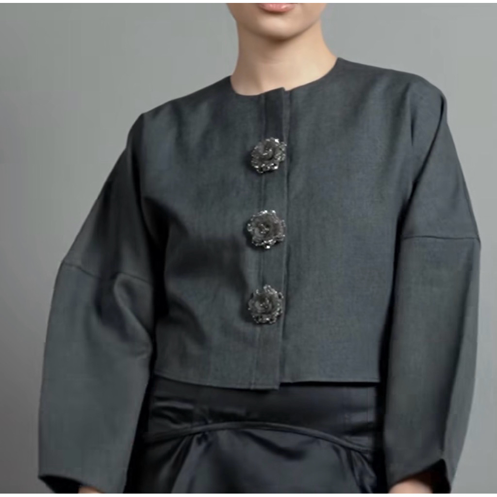PL STUDIO TUI Outer “Grey”