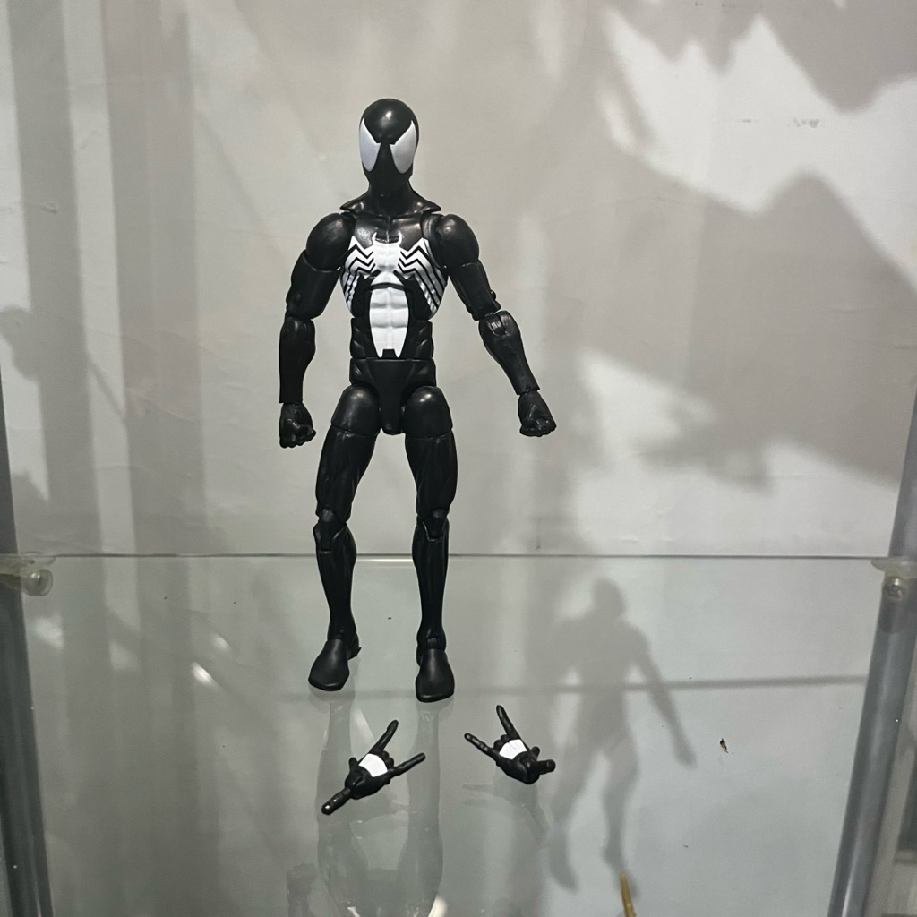 marvel legends spiderman black symbiote venom mainan action figure spider man