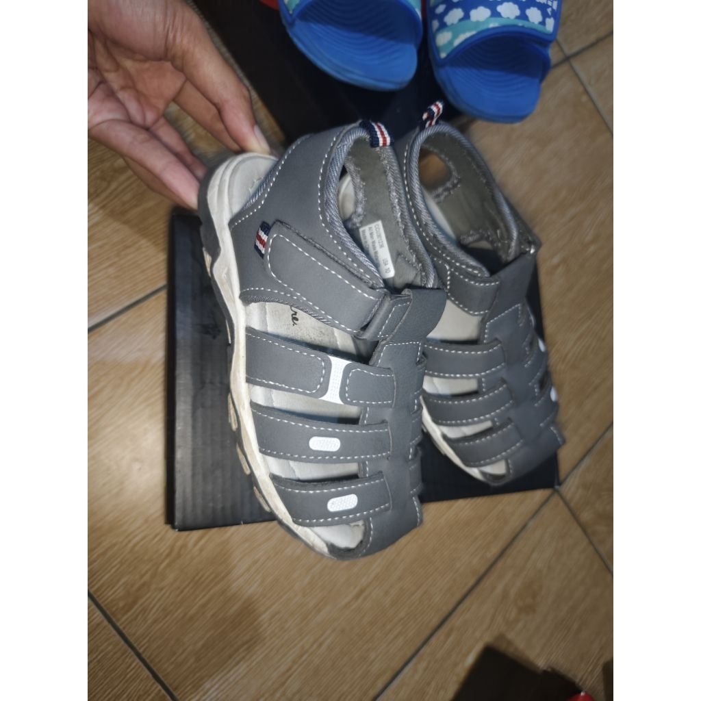 sandal anak club culture