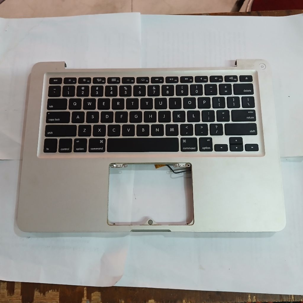 Casing keyboard macbook pro a1278