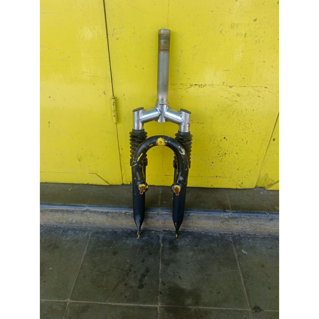 fork sepeda mtb 20 merk zoom masih mentul mentul second