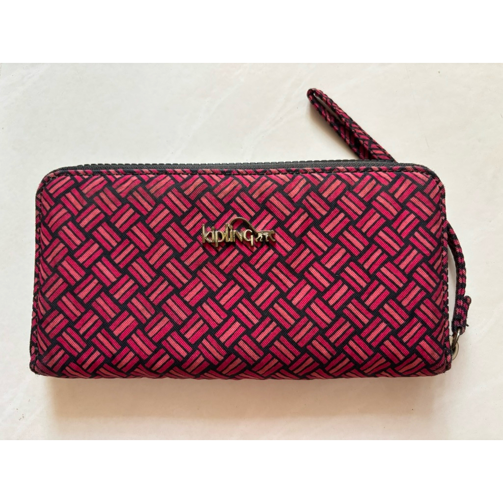 Dompet Panjang Kipling