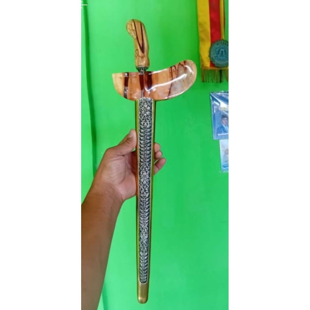 Keris Luk 11 Pamor Ngulit Semongko