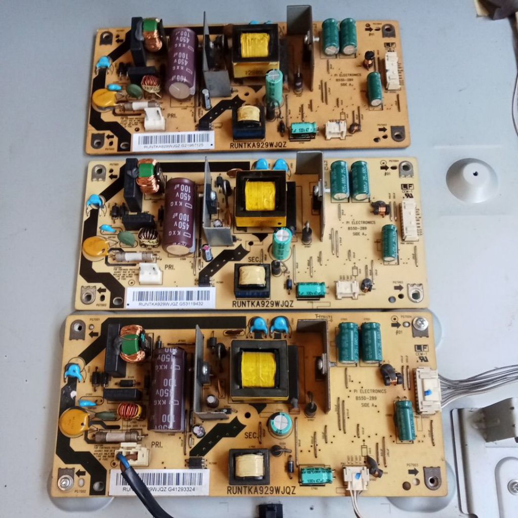 PSU Sharp tipe LC-32LE340M - 32LE340