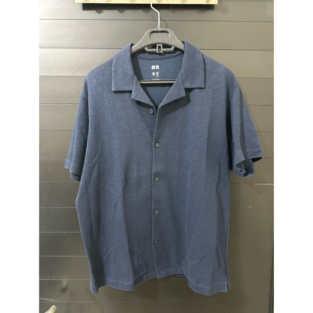 Kemeja Uniqlo Airism Navy